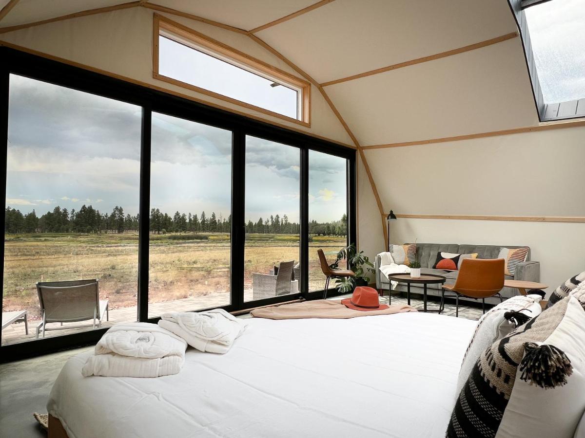 Backland Hotell Williams Eksteriør bilde