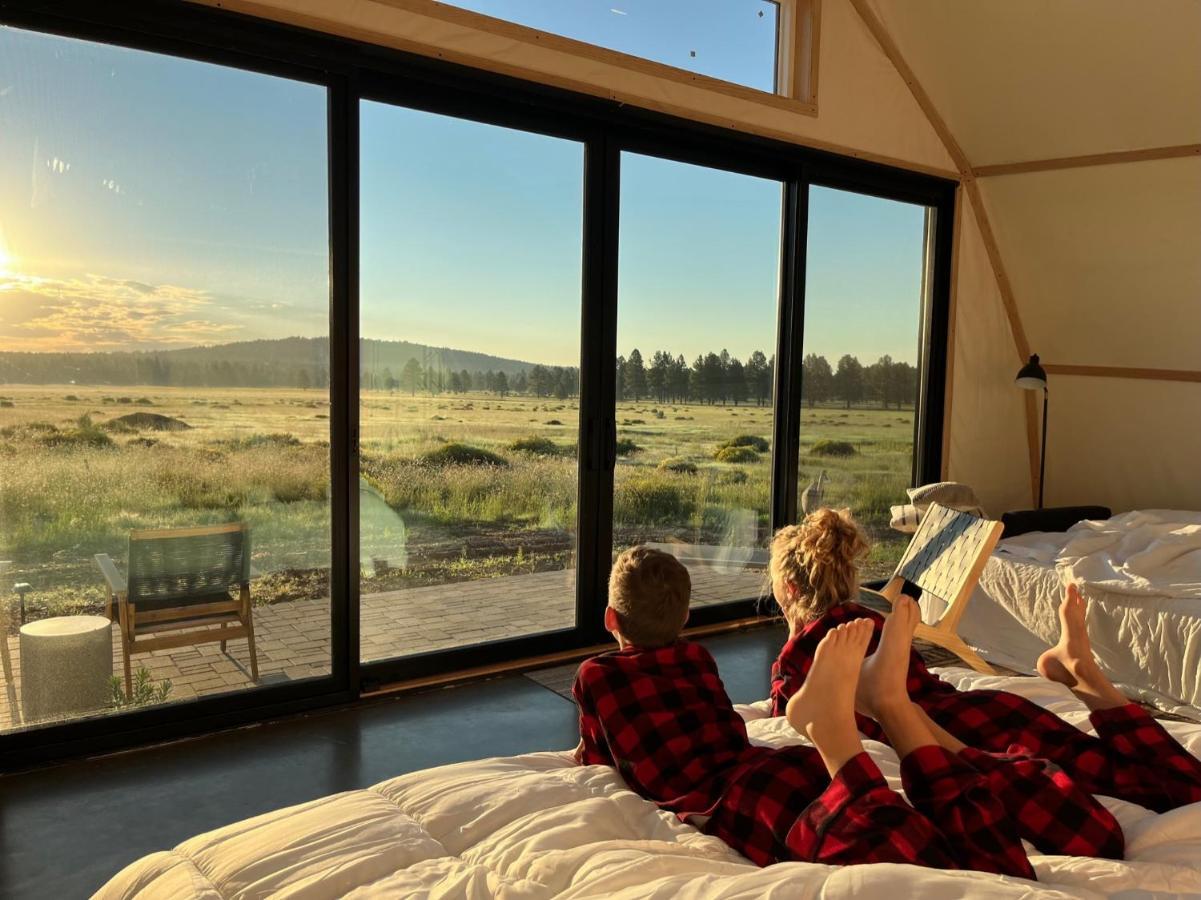 Backland Hotell Williams Eksteriør bilde